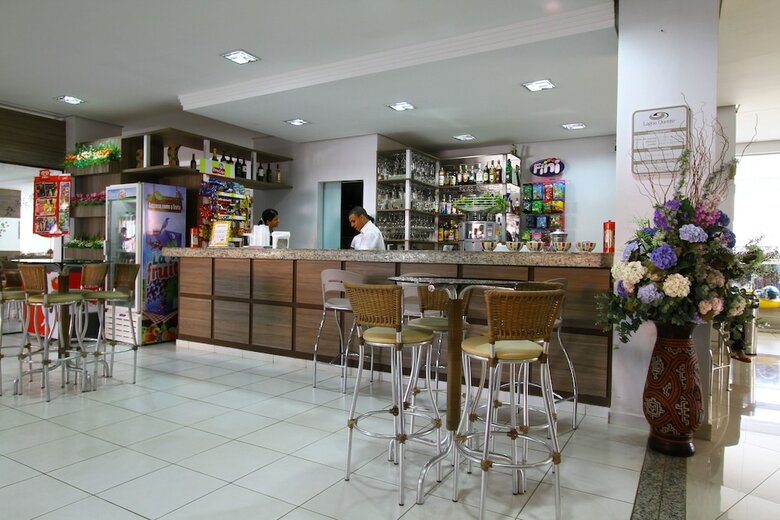 Lagoa Quente Hotel