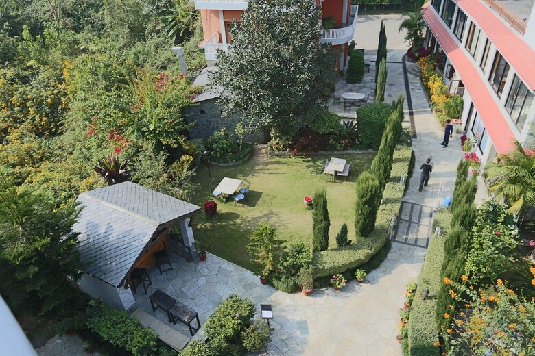 Hotel Peninsula