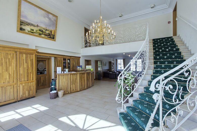 Hotel Gut D�neburg
