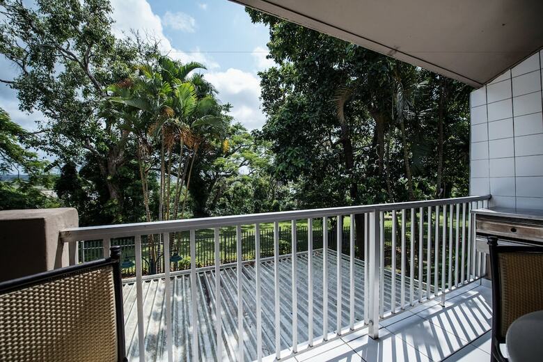 Apartamentos First Group Lake View Cabanas