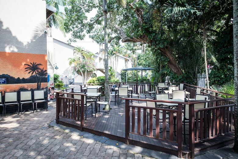 Apartamentos First Group Lake View Cabanas