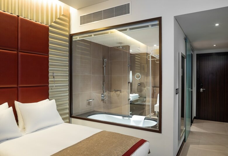 Crowne Plaza Riyadh Rdc Hotel & Convention