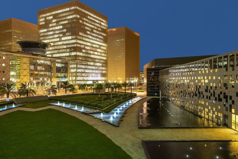 Crowne Plaza Riyadh Rdc Hotel & Convention