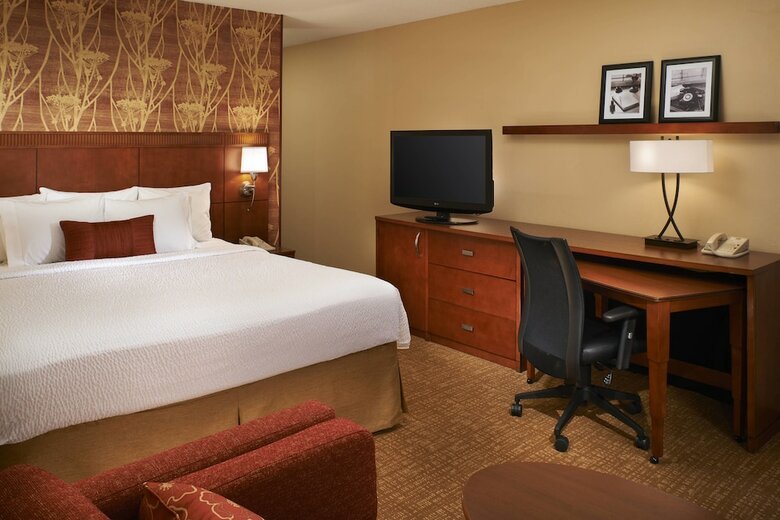Hotel Courtyard By Marriott Detroit Troy