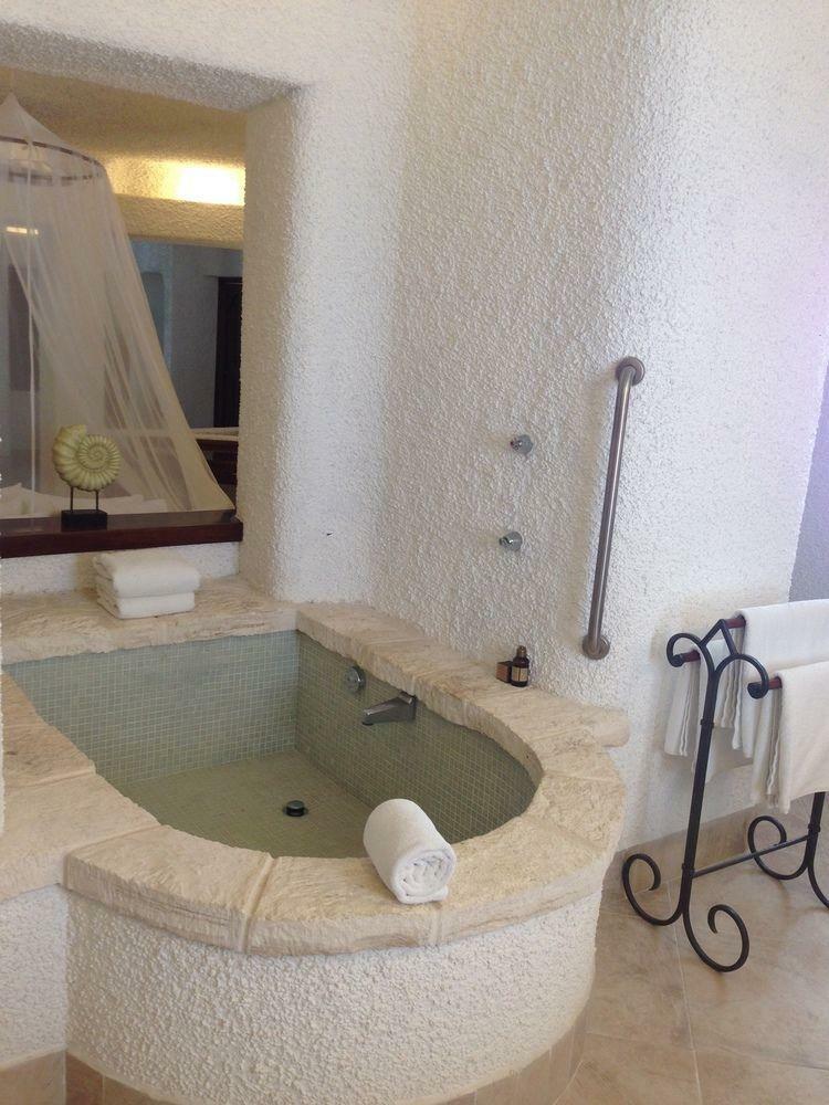 Hotel Kin Sol Soleil Maroma Bay