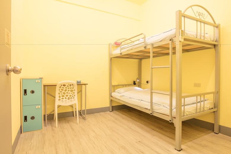 Hostal On My Way Taipei Youth Hostel