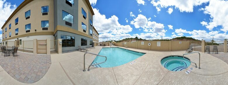Hotel Holiday Inn Express & Suites Globe