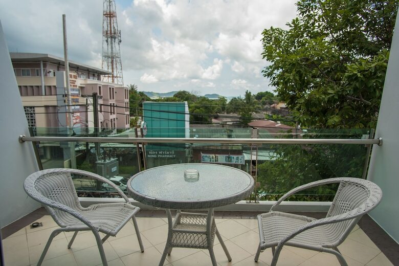 Hotel Phuket Jula Place