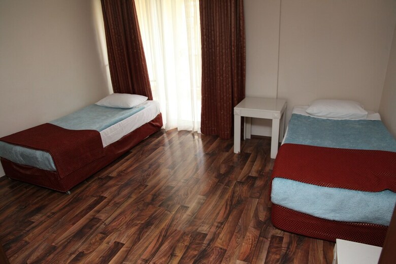 Hotel Queen's Park Le Jardin - All Inclusive