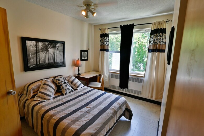 Hotel Manoir D'youville
