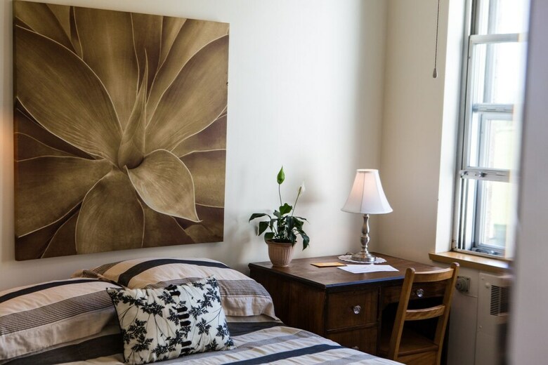 Hotel Manoir D'youville
