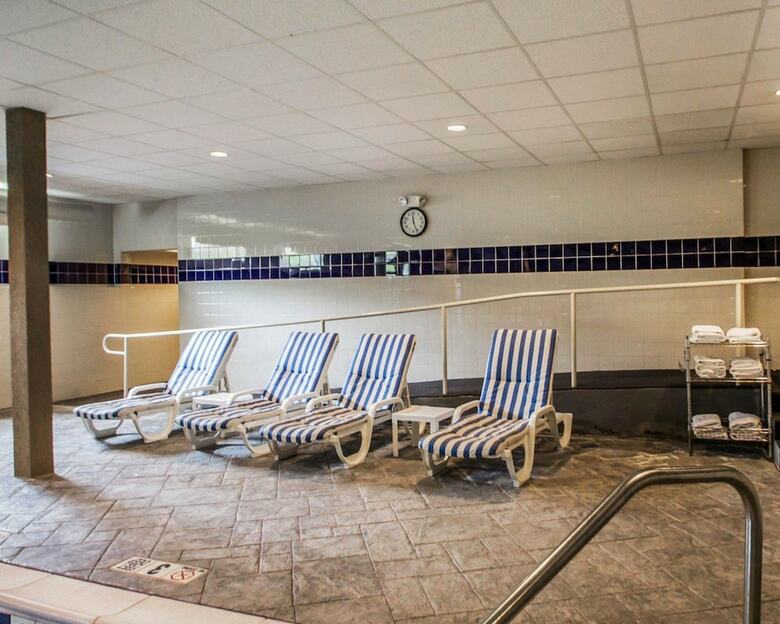 Hotel Sleep Inn & Suites