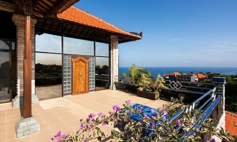 Hotel Puri Uluwatu Villas