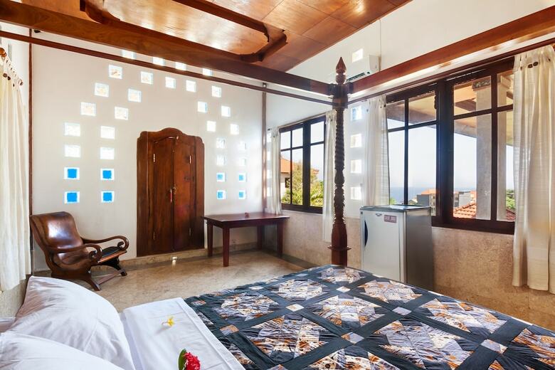 Hotel Puri Uluwatu Villas