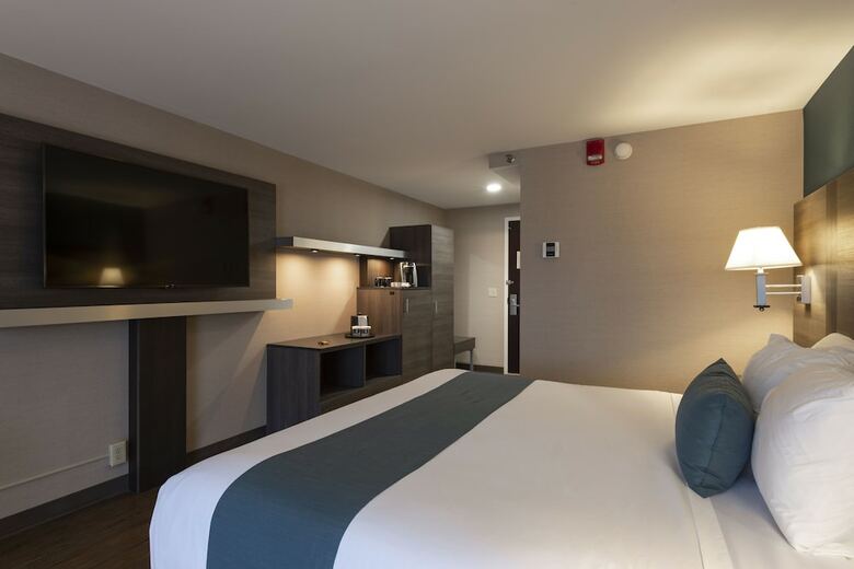 Hotel Rit Inn & Conference Center