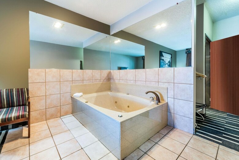 Hotel Super 8 By Wyndham Fort Worth North
