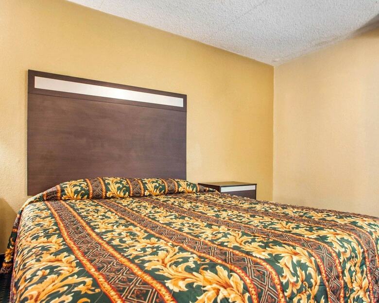 Hotel Rodeway Inn Mount Laurel Hwy 73