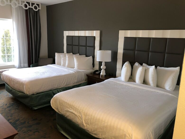 Solstice Hotel, Ascend Hotel Collection