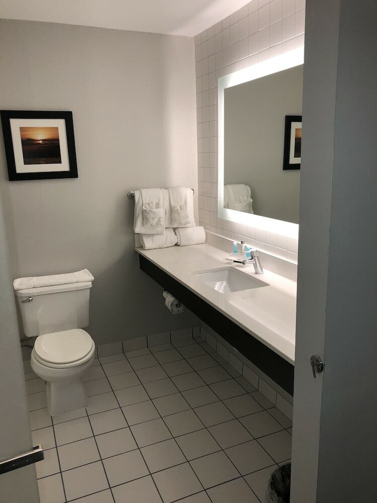Solstice Hotel, Ascend Hotel Collection