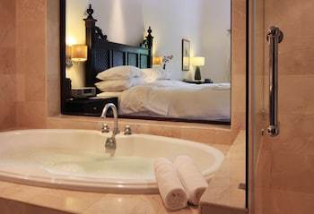 Hotel Casa Colonial Beach & Spa