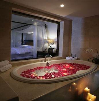 Hotel Casa Colonial Beach & Spa