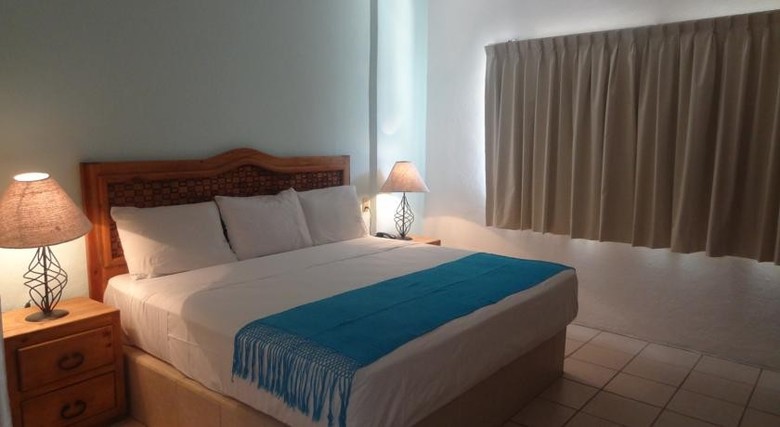 Emperador Vallarta Beachfront Hotel And Suites