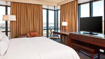 Hotel Eastland Park