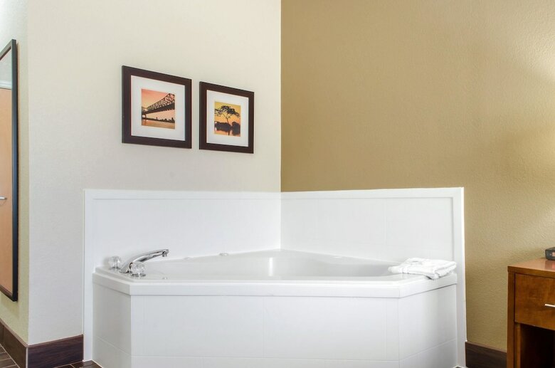Hotel Comfort Inn & Suites Covington - Mandeville