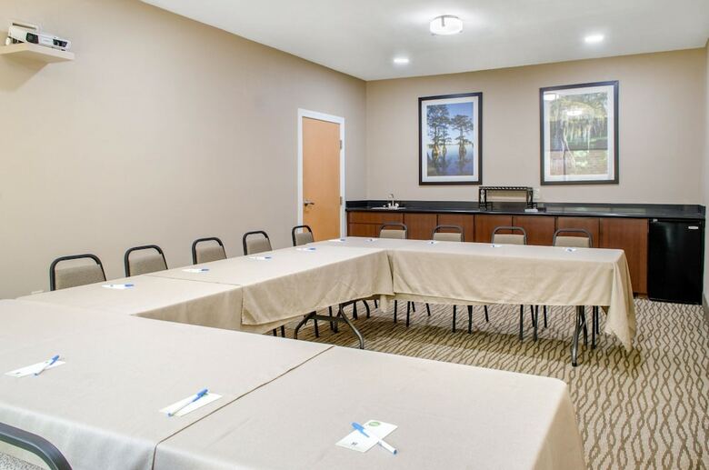 Hotel Comfort Inn & Suites Covington - Mandeville