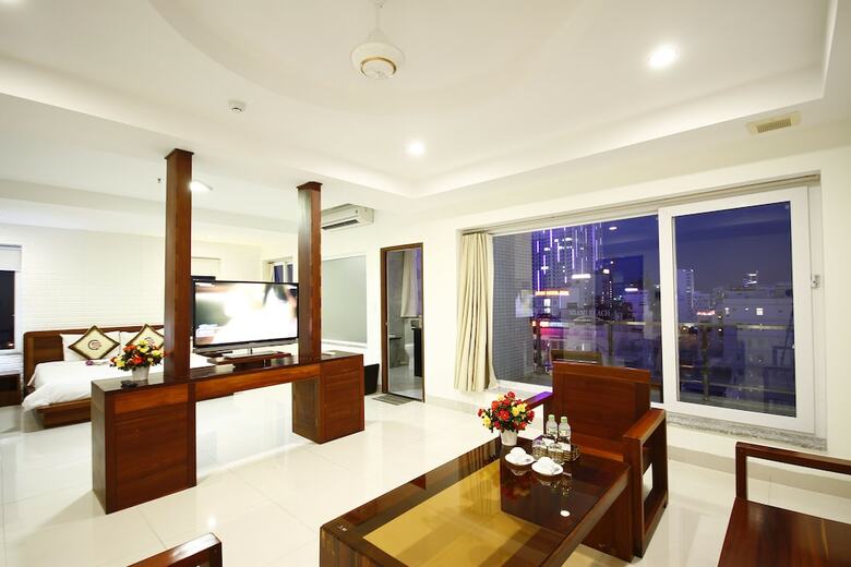 Soco Hotel