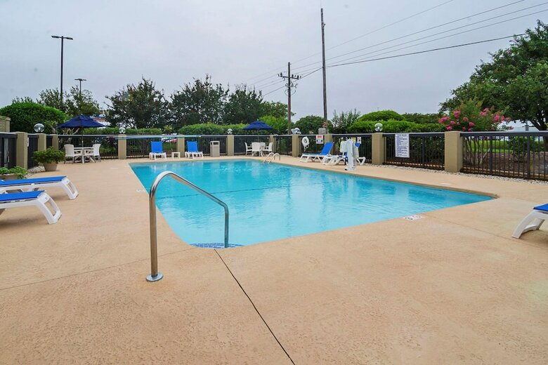 Hotel Comfort Inn University