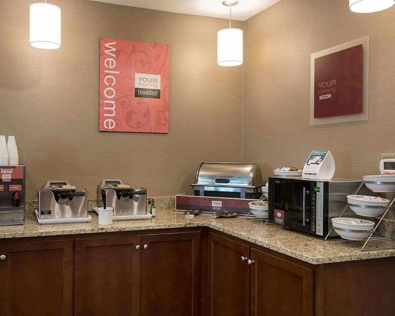 Hotel Comfort Suites Bridgeport - Clarksburg