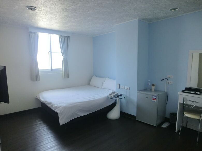 Hostal Easy Inn International Hostel