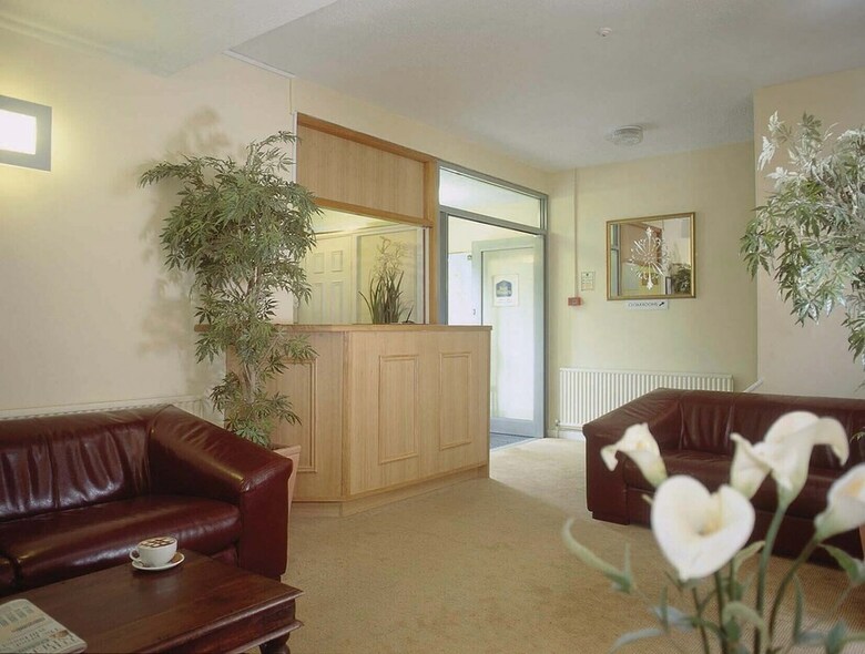Waterloo Hotel Lodge