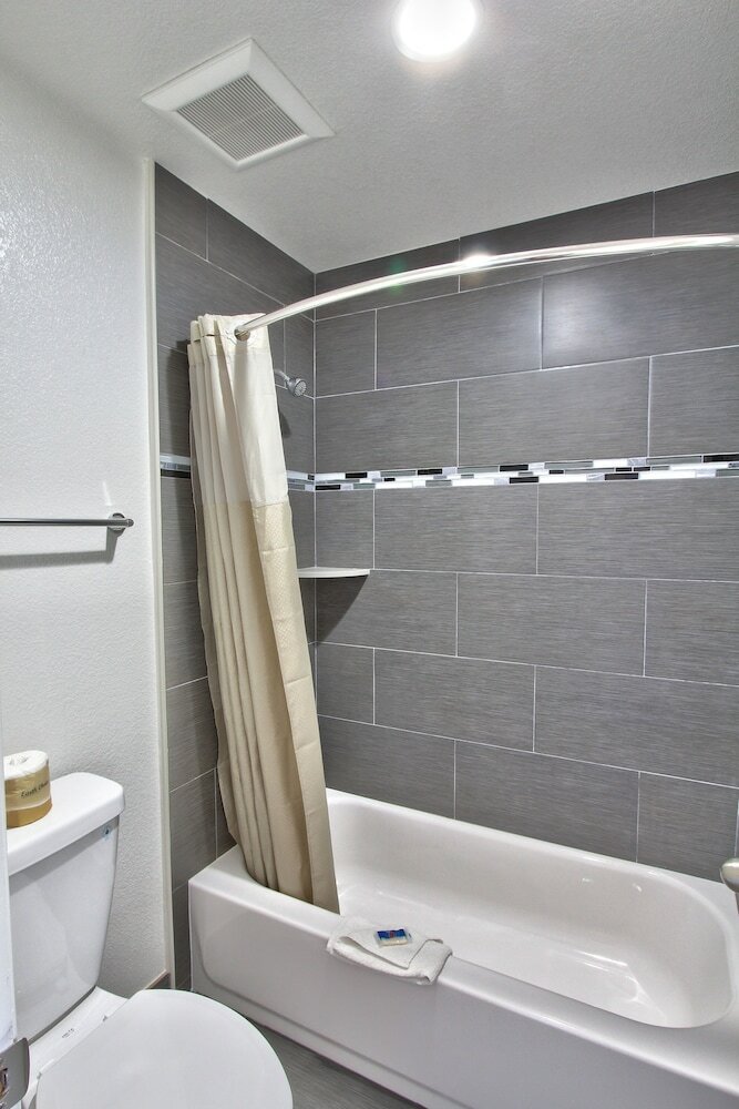 Motel Coastal Valley Inn