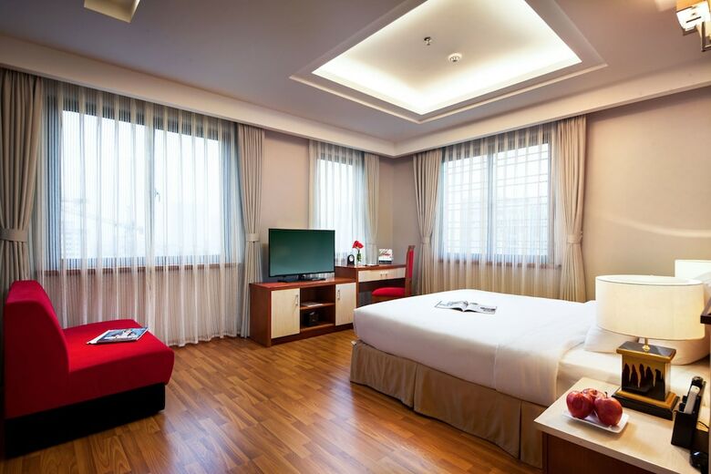 Luxeden Hotel
