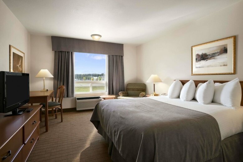Hotel Super 8 By Wyndham Slave Lake Ab