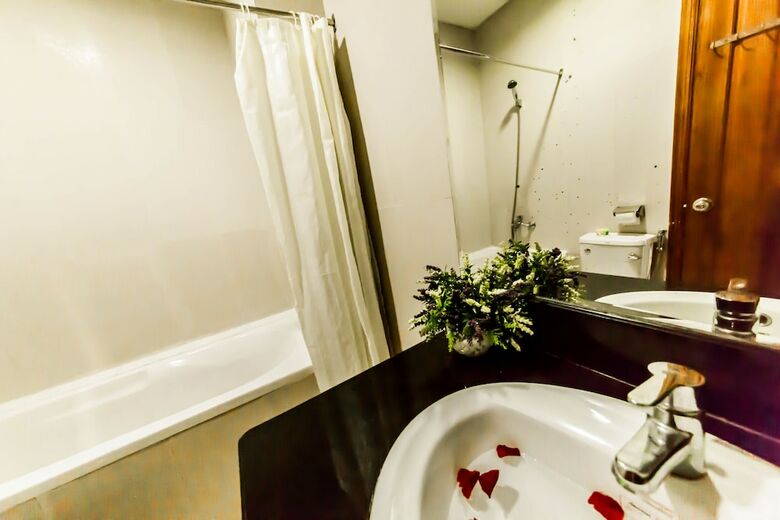 Hotel Suite de Ville Da Nang Beach