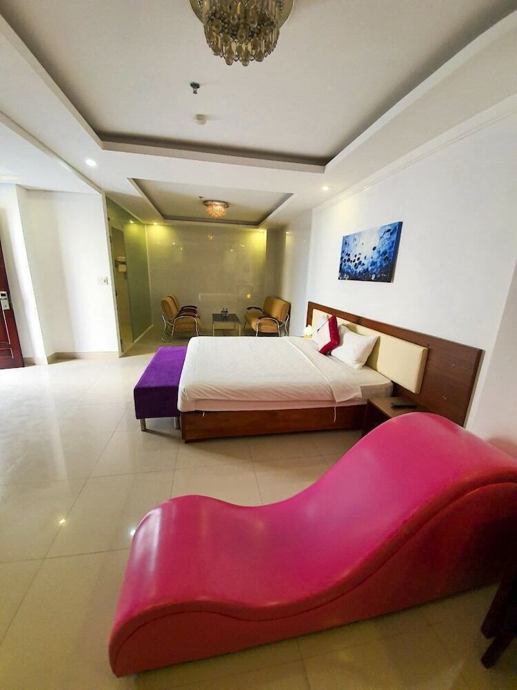 Hotel Suite de Ville Da Nang Beach