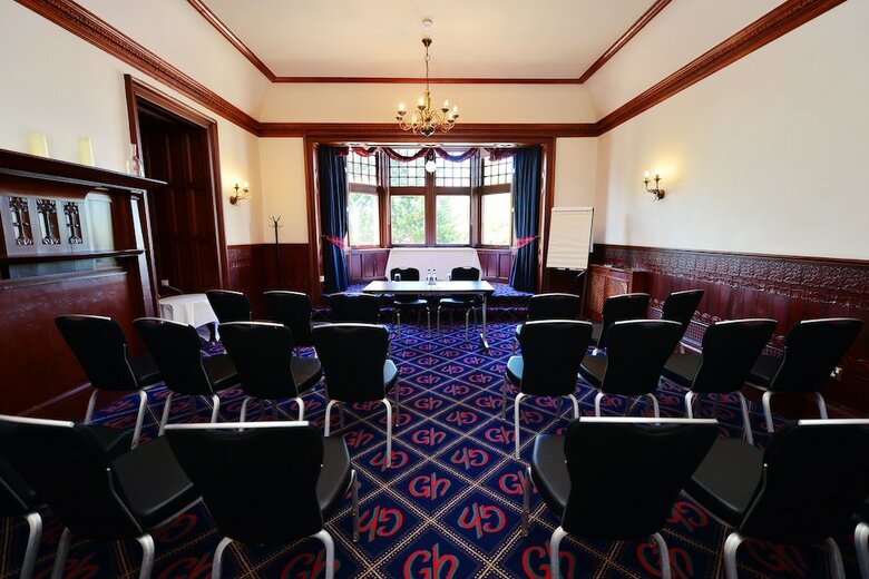 Glynhill Hotel And Leisure Club