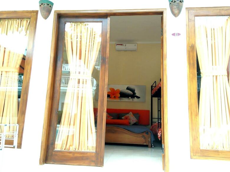 Posada Villa Agung Beach Inn