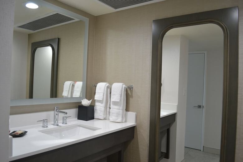 Sheraton Tucson Hotel And Suites