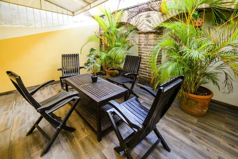 Hotel Casa Naemie