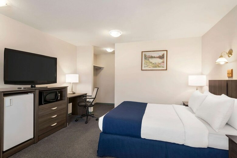 Motel Travelodge By Wyndham Mcbride