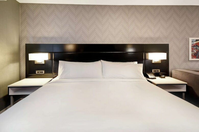 Hotel Doubletree By Hilton Deadwood At Cadillac Jack's