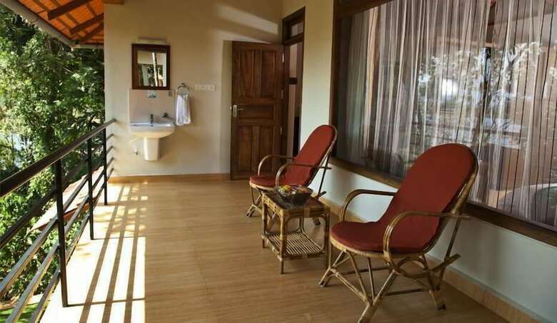 Hotel The Wave Water Front Luxury Resort & Spa