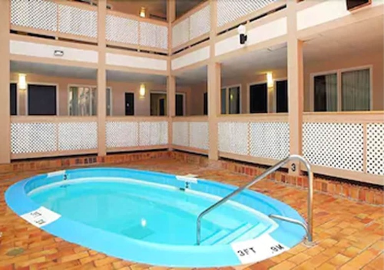 Waterfront Hotel And Conference Center