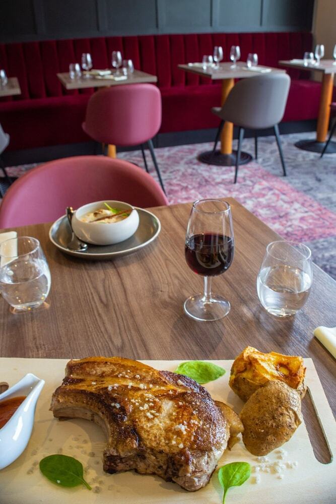Brit Hotel Caen Nord - M�morial