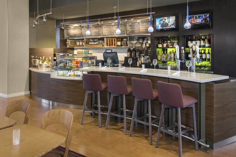 Hotel Courtyard By Marriott Newark Elizabeth