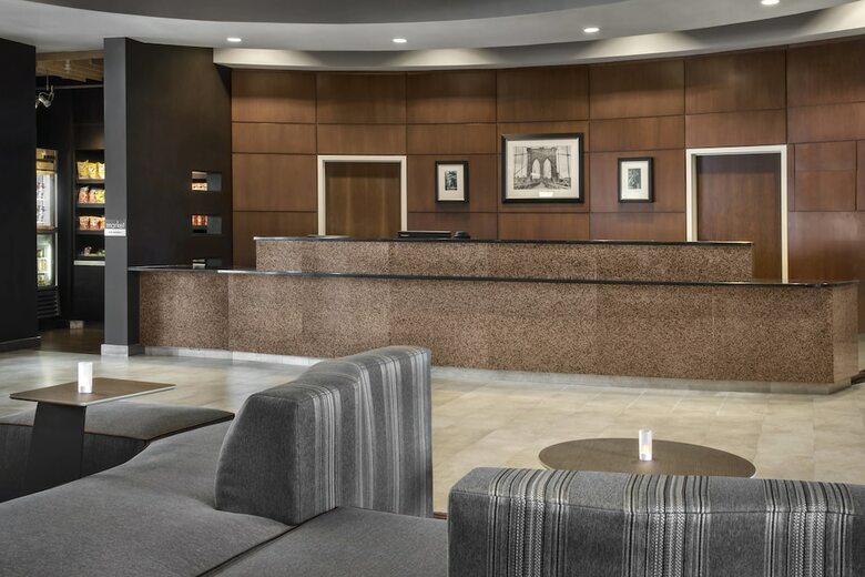 Hotel Courtyard By Marriott Newark Elizabeth